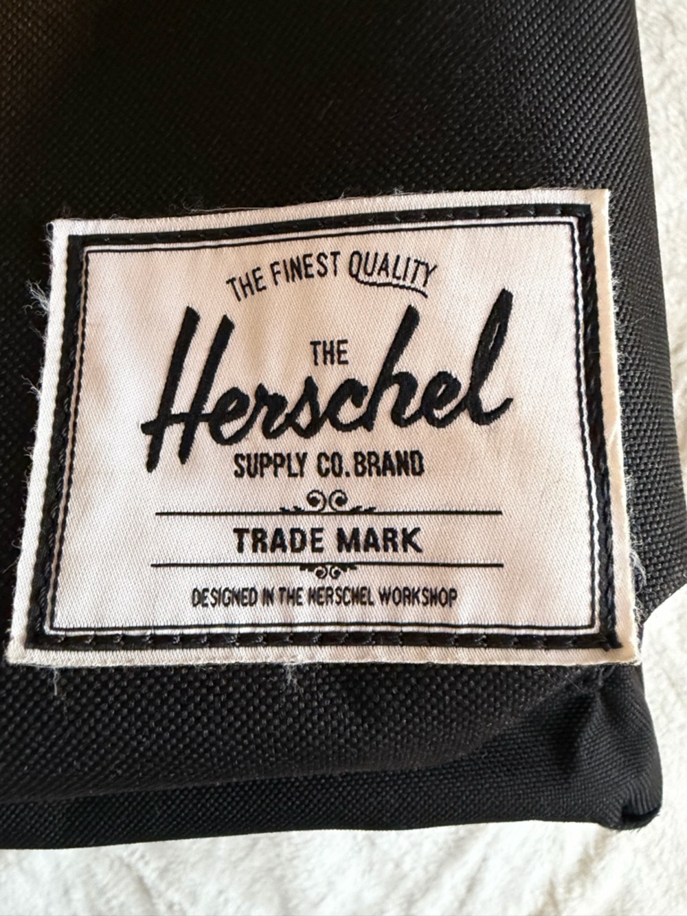 Herschel Supply Company Classic Black Backpack - Picture 6 of 13